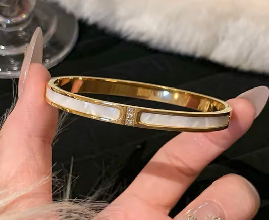 Titanium Steel Waterproof Gold Bangle
